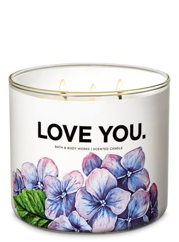 Bath and Body Works Fresh-Cut Lilacs 3-Wick Candle