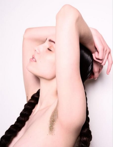 Glitter Armpits Beauty Trend
