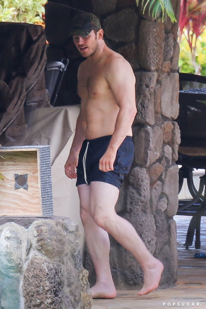 Chris Pratt Shirtless In Hawaii Pictures June 2018 Popsugar Celebrity