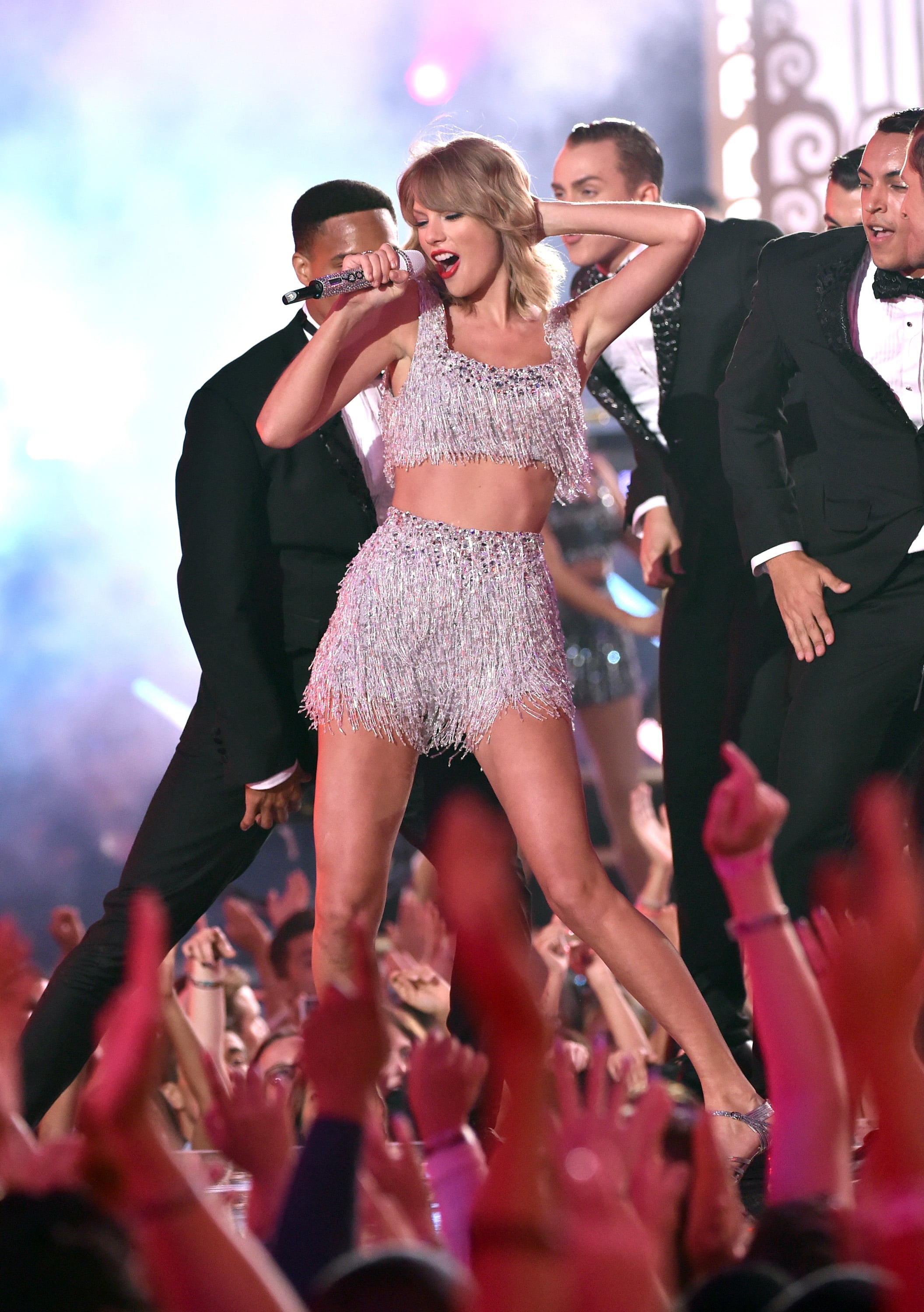 Taylor Swift Looked Like a Time Traveler From 2014 at a VMAs After-Party