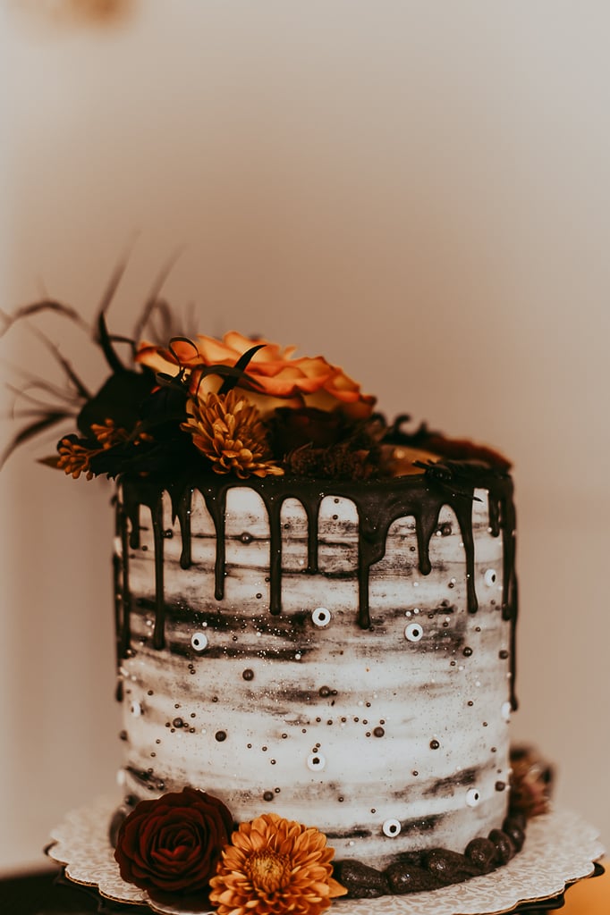 Halloween Wedding Inspired by Tim Burton's Beetlejuice