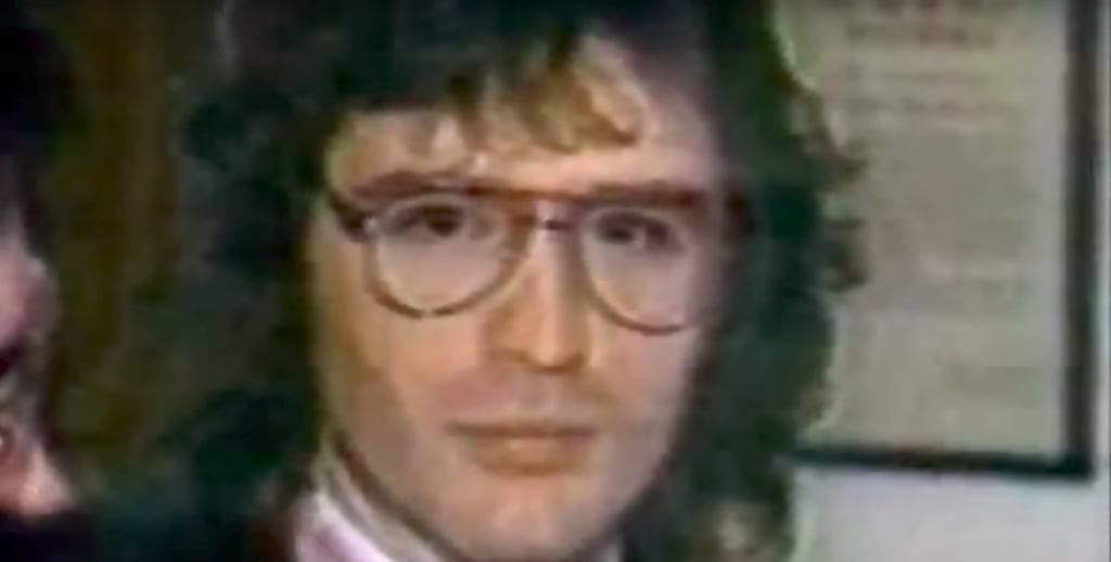 David Koresh | Who Is Evan Peters Playing in American Horror Story Cult