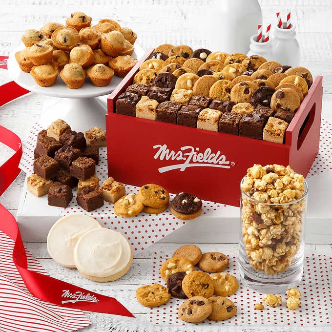 Mrs. Fields Cookies Deluxe Crate | Costco Holiday Deals 2018 | POPSUGAR Family Photo 29