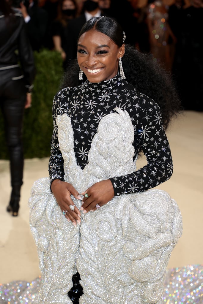 Simone Biles's Accessorized Ponytail Hairstyle Met Gala 2021