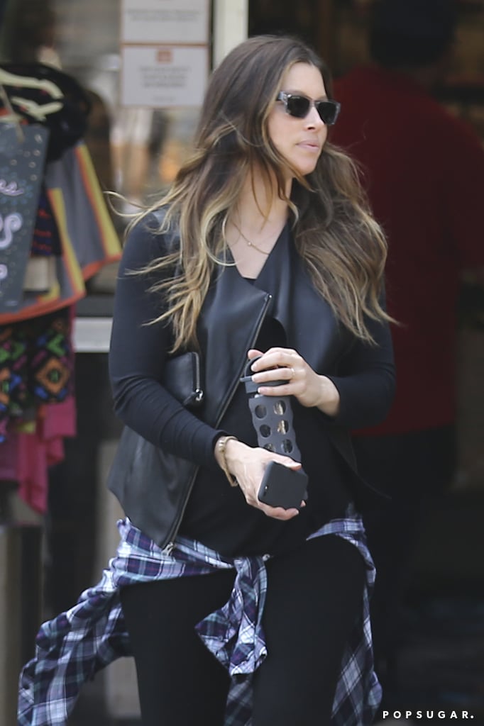 Pregnant Jessica Biel at Whole Foods | Pictures