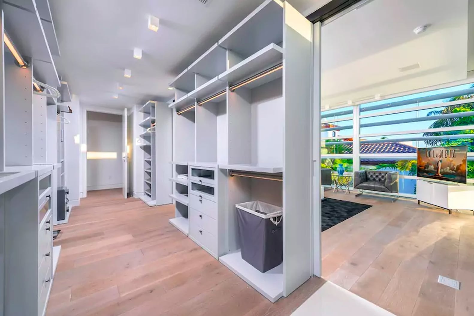 Kylie Jenner Miami Airbnb 2016 POPSUGAR Home