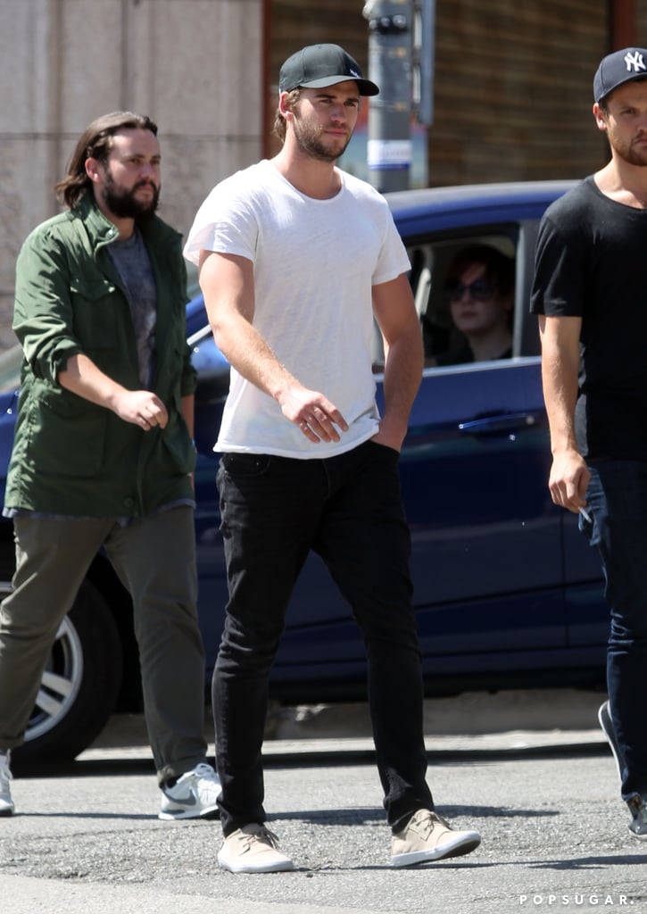 Liam Hemsworth Walking With Friends in LA