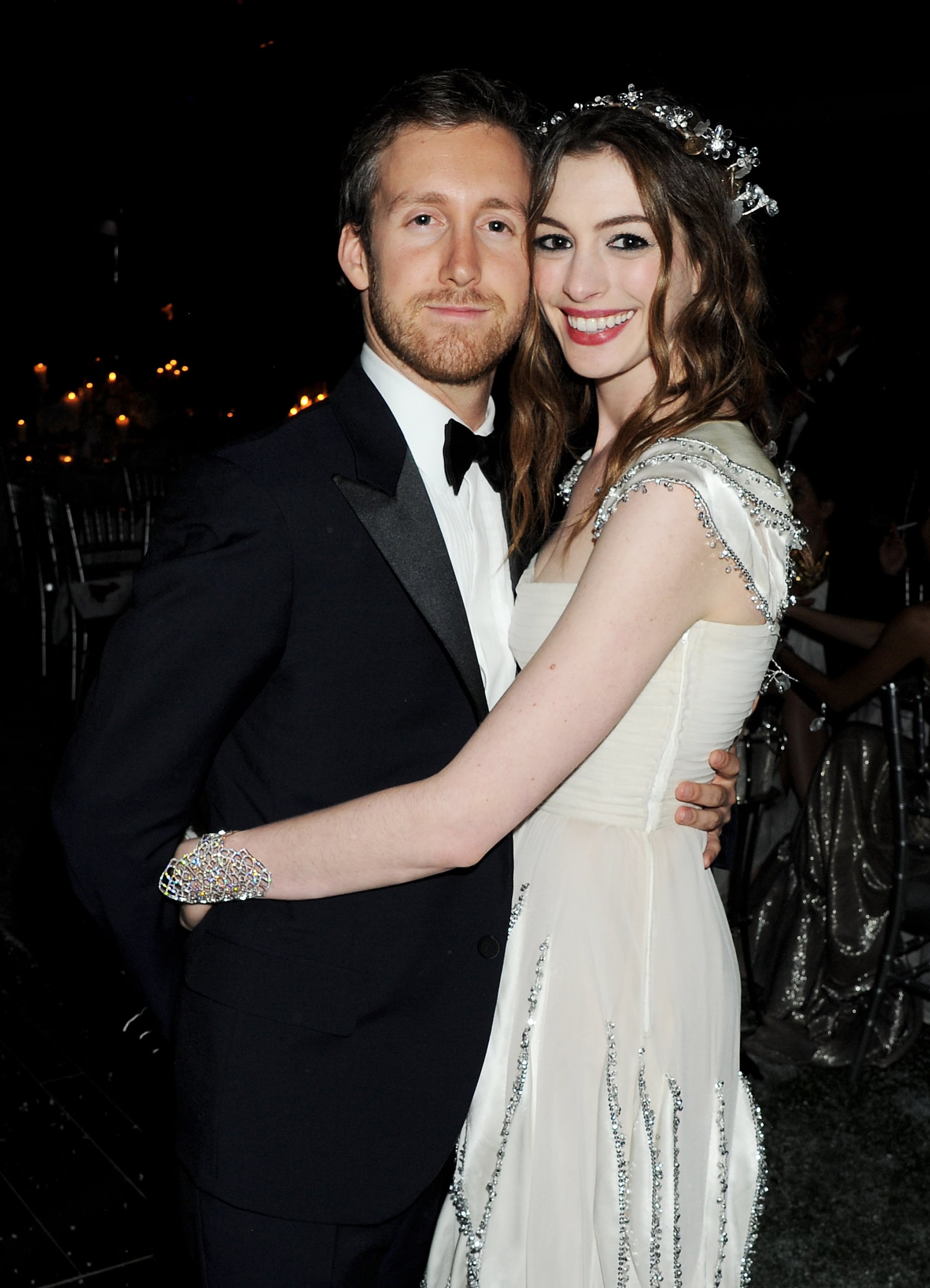 2011 Anne Hathaway Predicted She Would Marry Her Husband Before Their First Date Popsugar Celebrity Photo 5 12.5*6cm 1cm=0.393 inch about color&size difference according to the light and different computer monitor, the color may be slightly different as pictures. popsugar