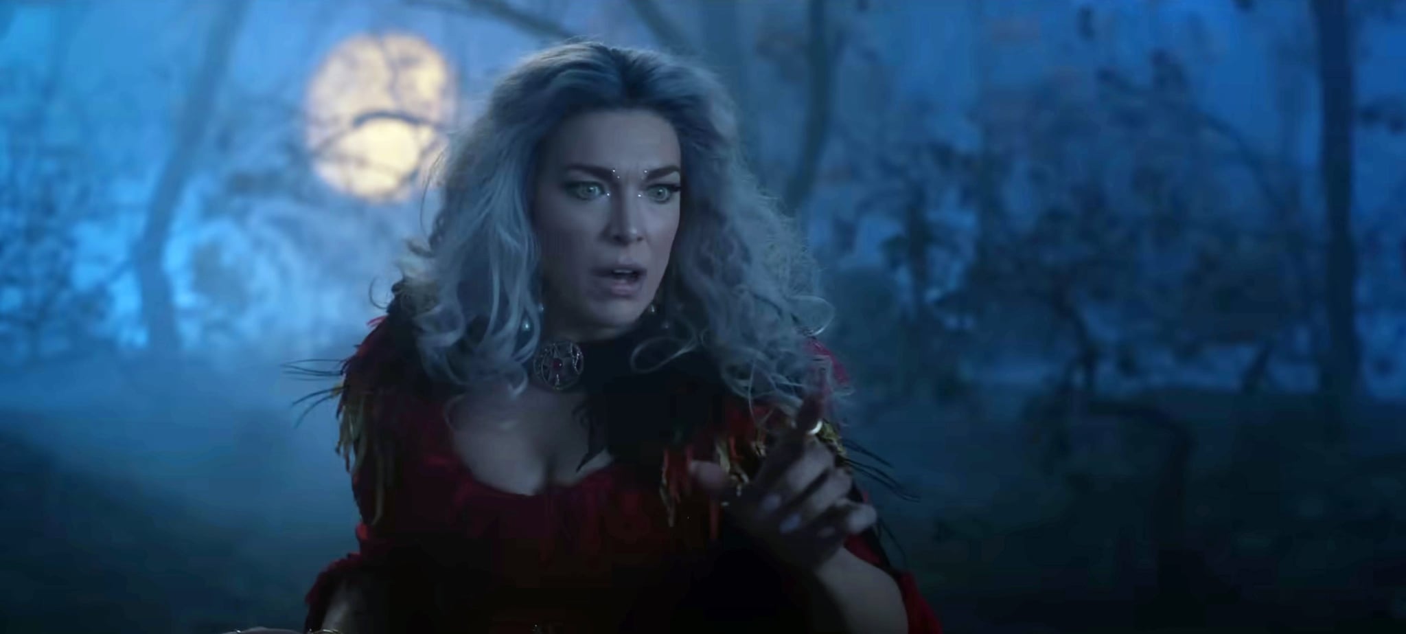 HOCUS POCUS 2, Hannah Waddingham, 2022. Disney+ / Cortesía de la Colección Everett