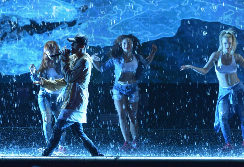 Justin Bieber at the American Music Awards 2015