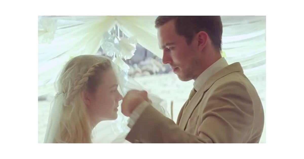 Elle Fanning and Nicholas Hoult Chemistry on Screen | POPSUGAR Celebrity