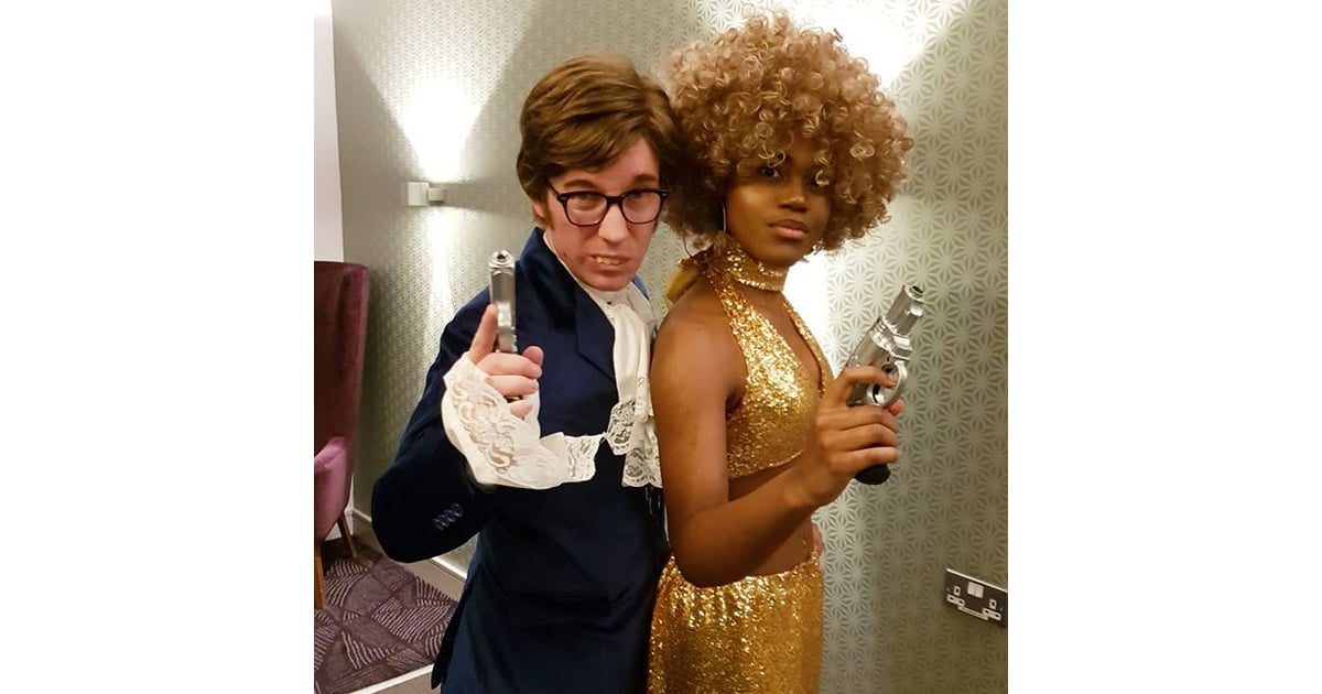 Austin Powers And Foxxy Sexy Couples Halloween Costumes