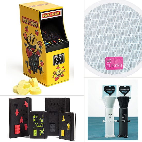 Send your guests home with POPSUGAR Tech's selection of geeky wedding favors: it's a chance for you to be creative and gift guests items with major quirk factor. Send your guests home with POPSUGAR Tech's selection of geeky wedding favors: it's a chance for you to be creative and gift guests items with major quirk factor.