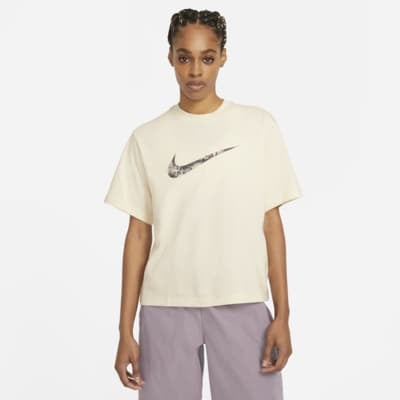 Nike Sportswear Women's Boxy T-Shirt