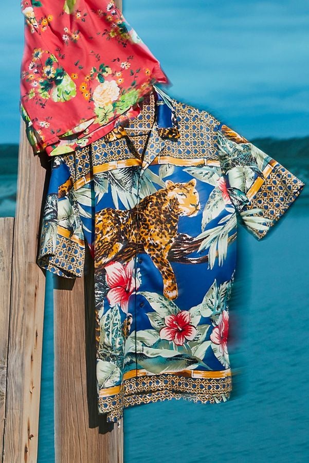 UO Jungle Print Satin Short Sleeve Button-Down Shirt