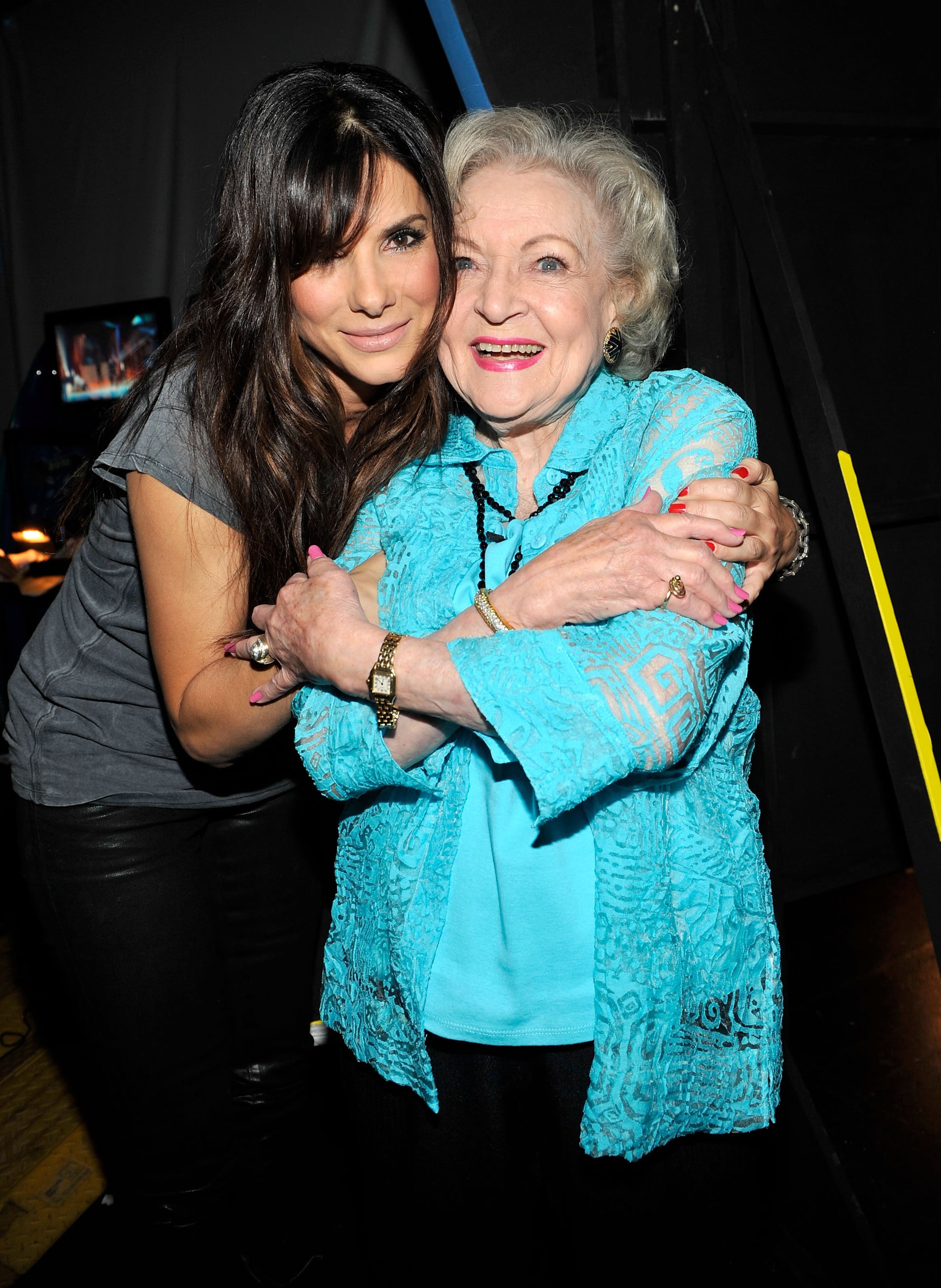 Sandra And Betty White Met Up Backstage At The August 2010 Teen All The Times Sandra Bullock Lit Up A Room Popsugar Celebrity Photo 5 Watch the clip here on radaronline.com. sandra and betty white met up backstage