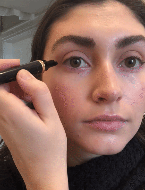 How to Apply a Winged-Liner Stamp — Step 1: Stamp