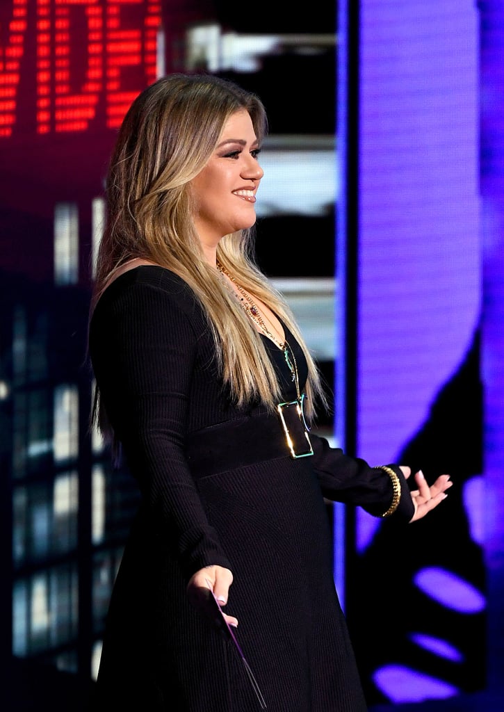 Kelly Clarkson at the 2020 MTV VMAs