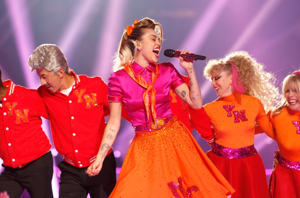 2017: Miley Cyrus Performed "Younger Now"