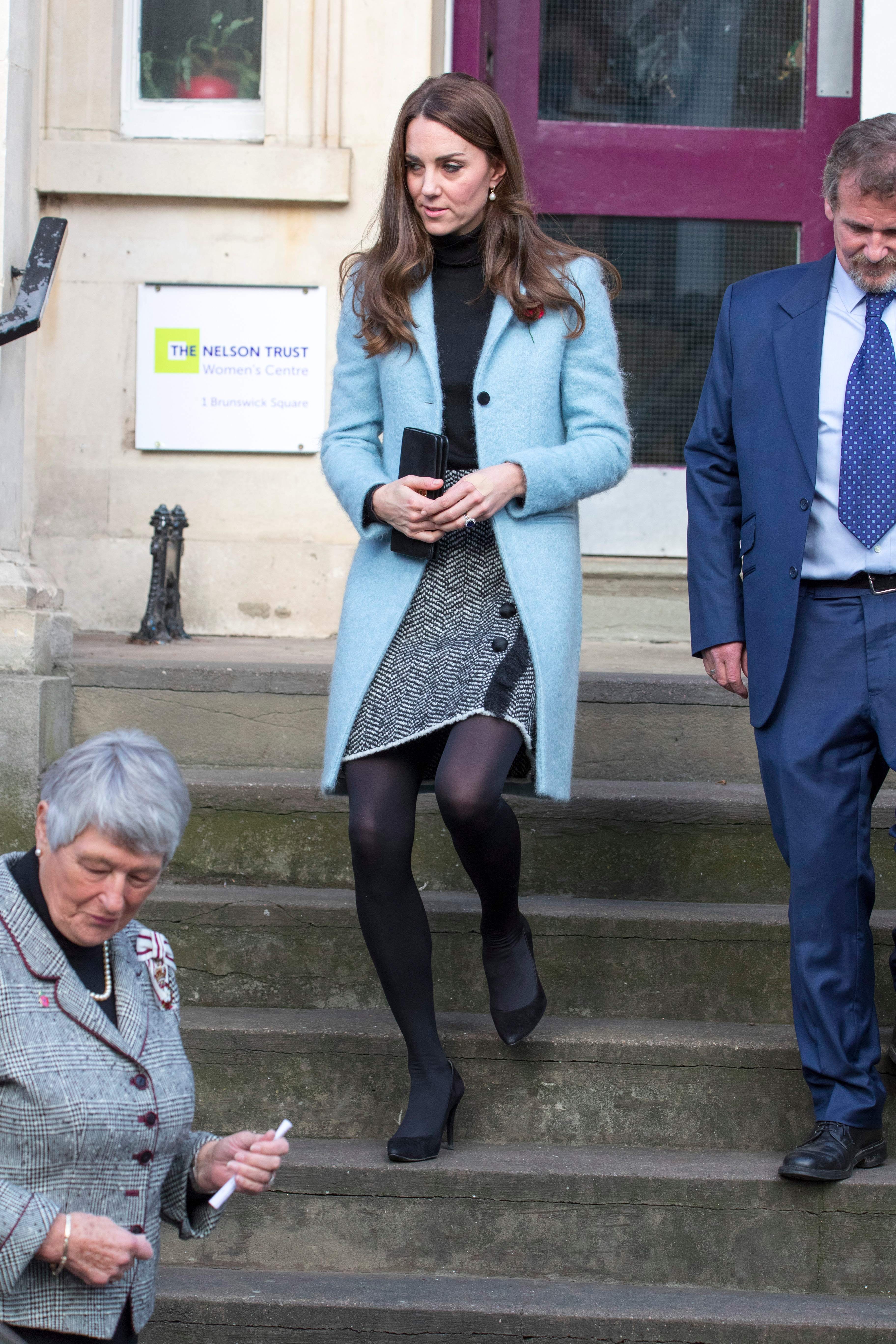 Kate middleton on sale blue mulberry coat