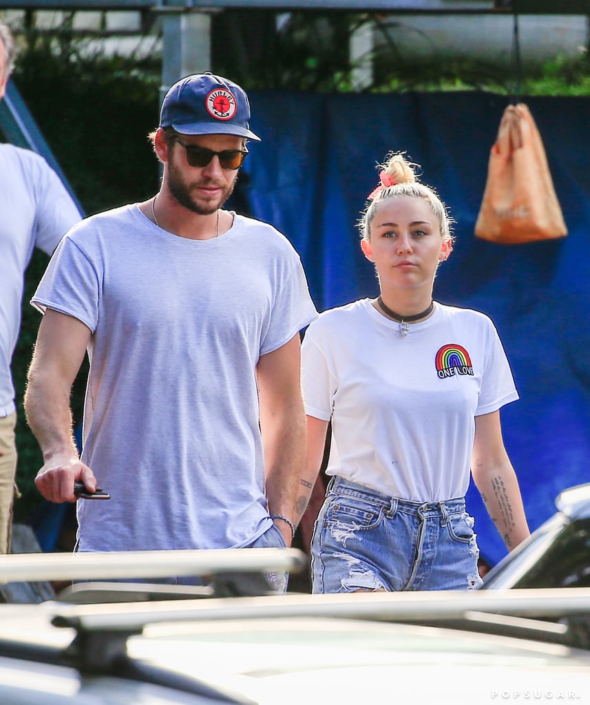 Miley Cyrus and Liam Hemsworth Having Lunch in Australia POPSUGAR(00)