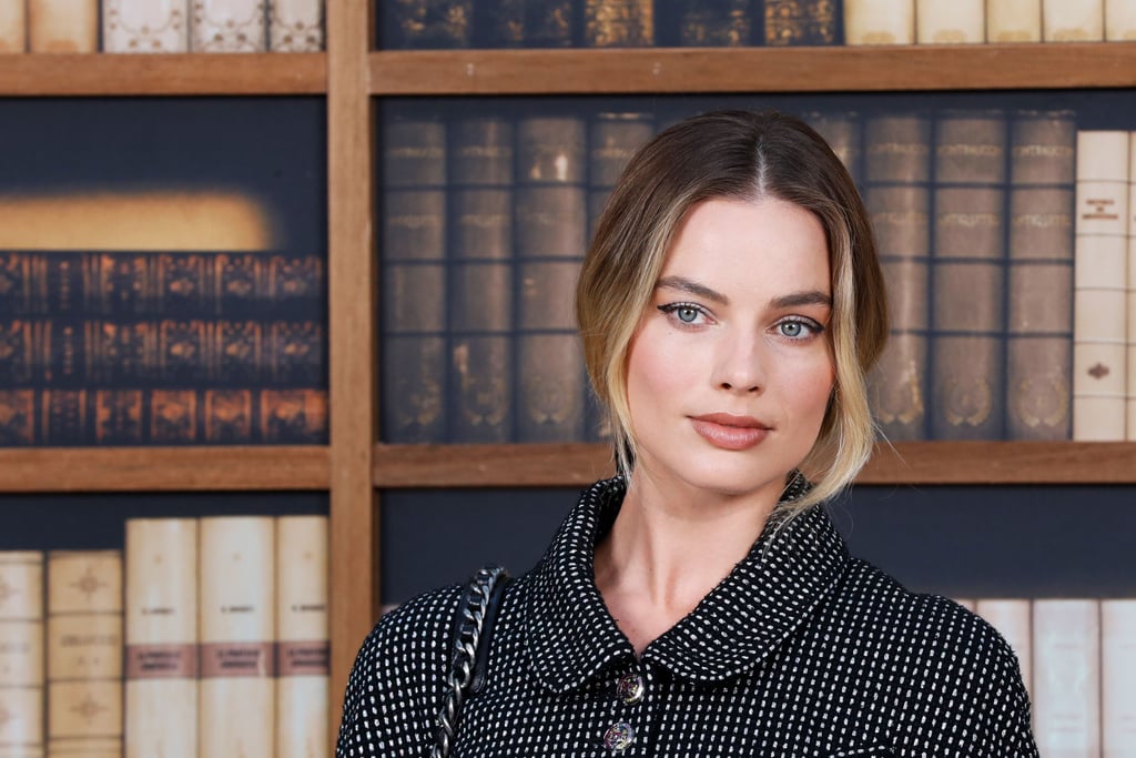 Margot Robbie's Negative Space Eyeliner at the Chanel Show