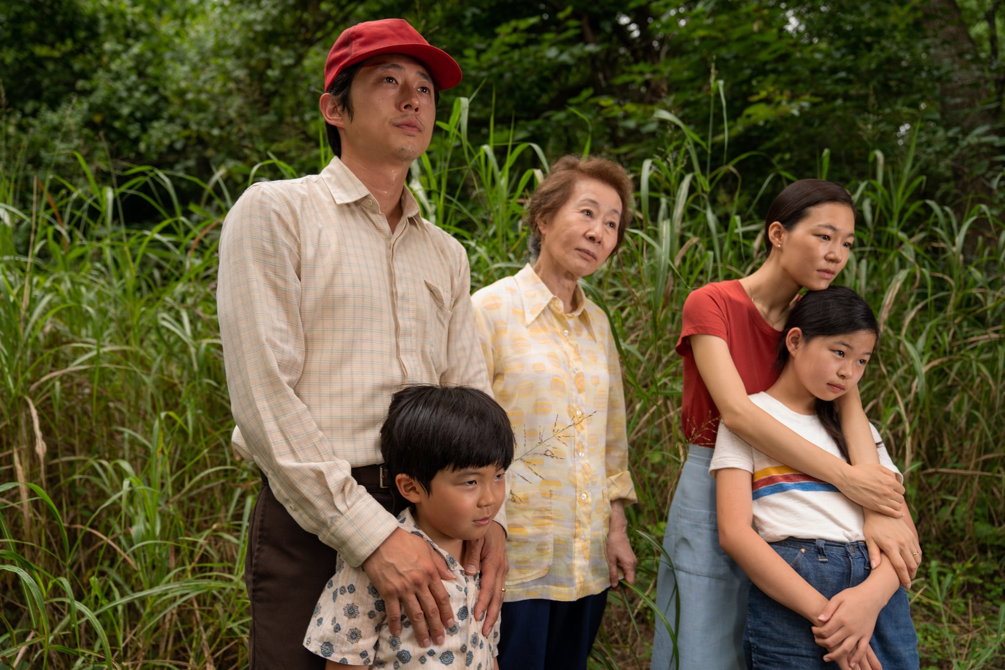 MINARI, from left: Steven YEUN, Alan S. KIM, YOUN Yuh-Jung, HAN Yeri, Noel CHO, 2020. ph: Josh Ethan Johnson /  A24 / Courtesy Everett Collection