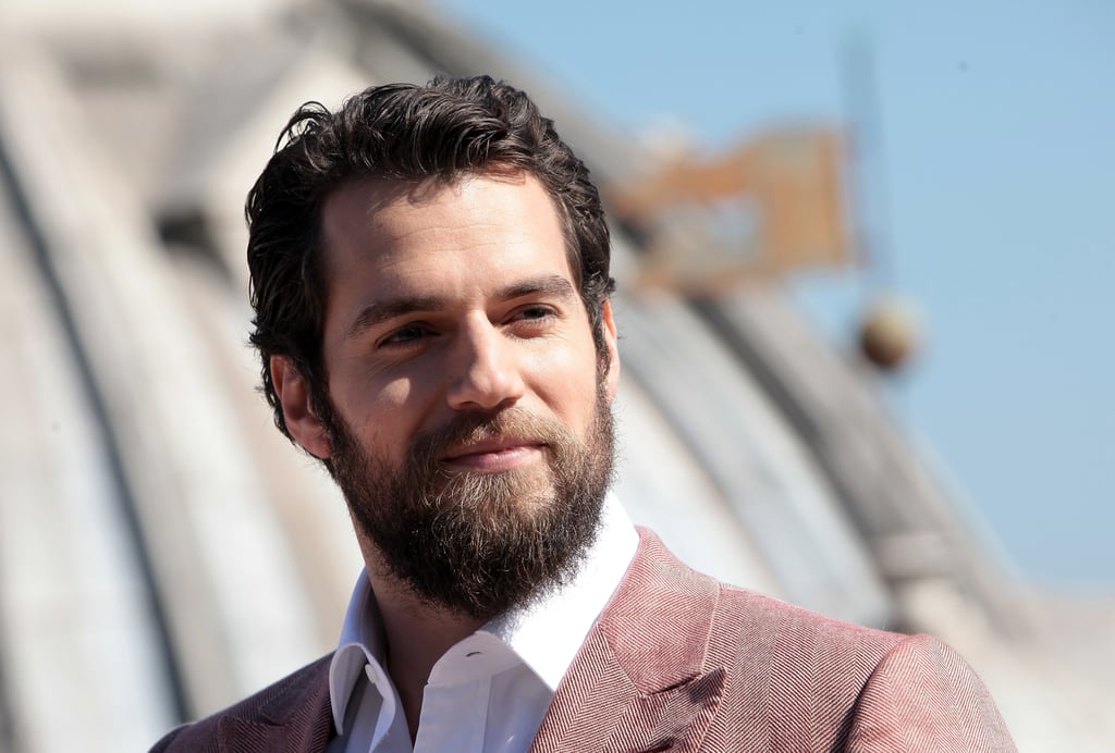 Hot Pictures of Henry Cavill