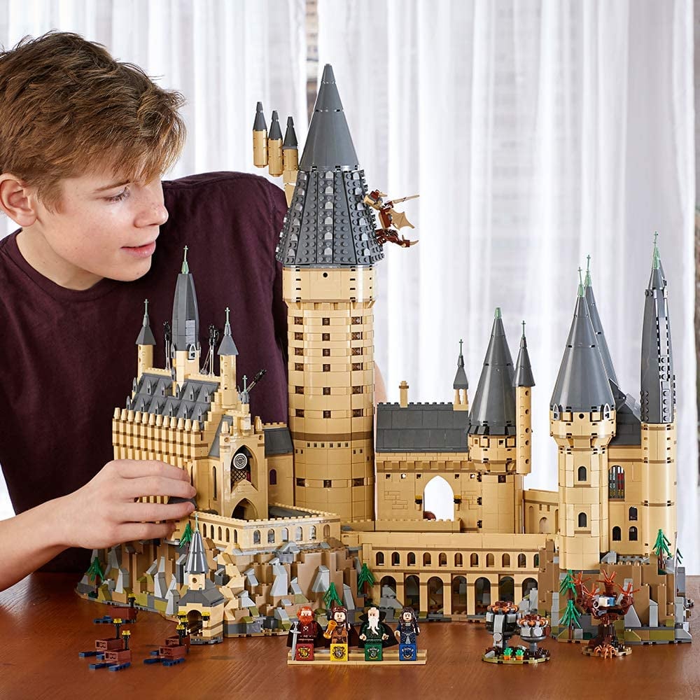 Lego Harry Potter Hogwarts Castle Building Kit