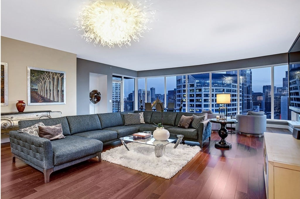 The 5 100 Square Foot Custom Designed Penthouses Include Cherry