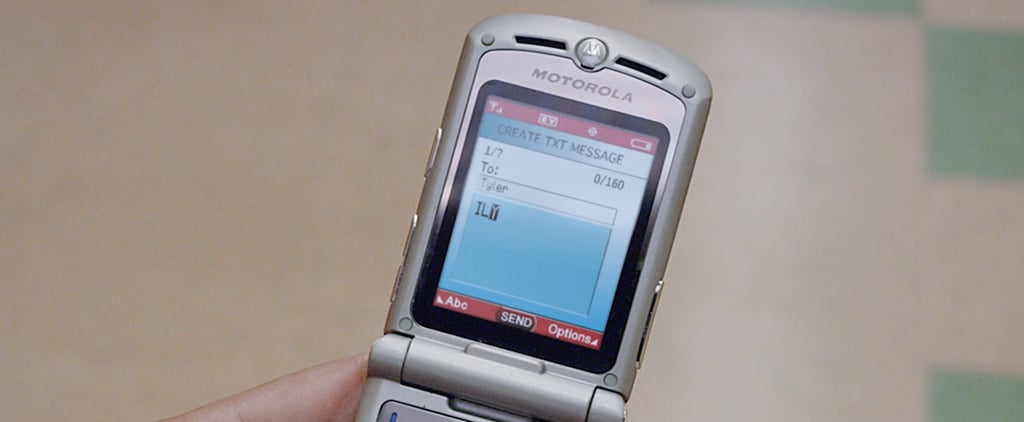 Motorola RAZR Flip Phone Ad