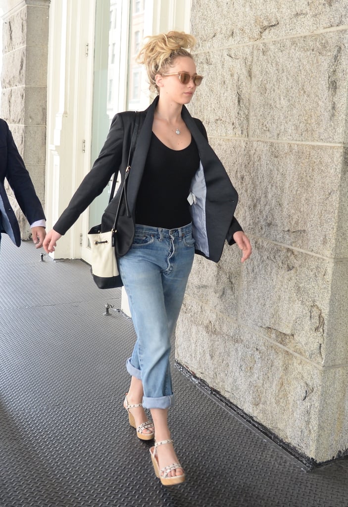 Jennifer Lawrence Looking at NYC Apartments July 2015