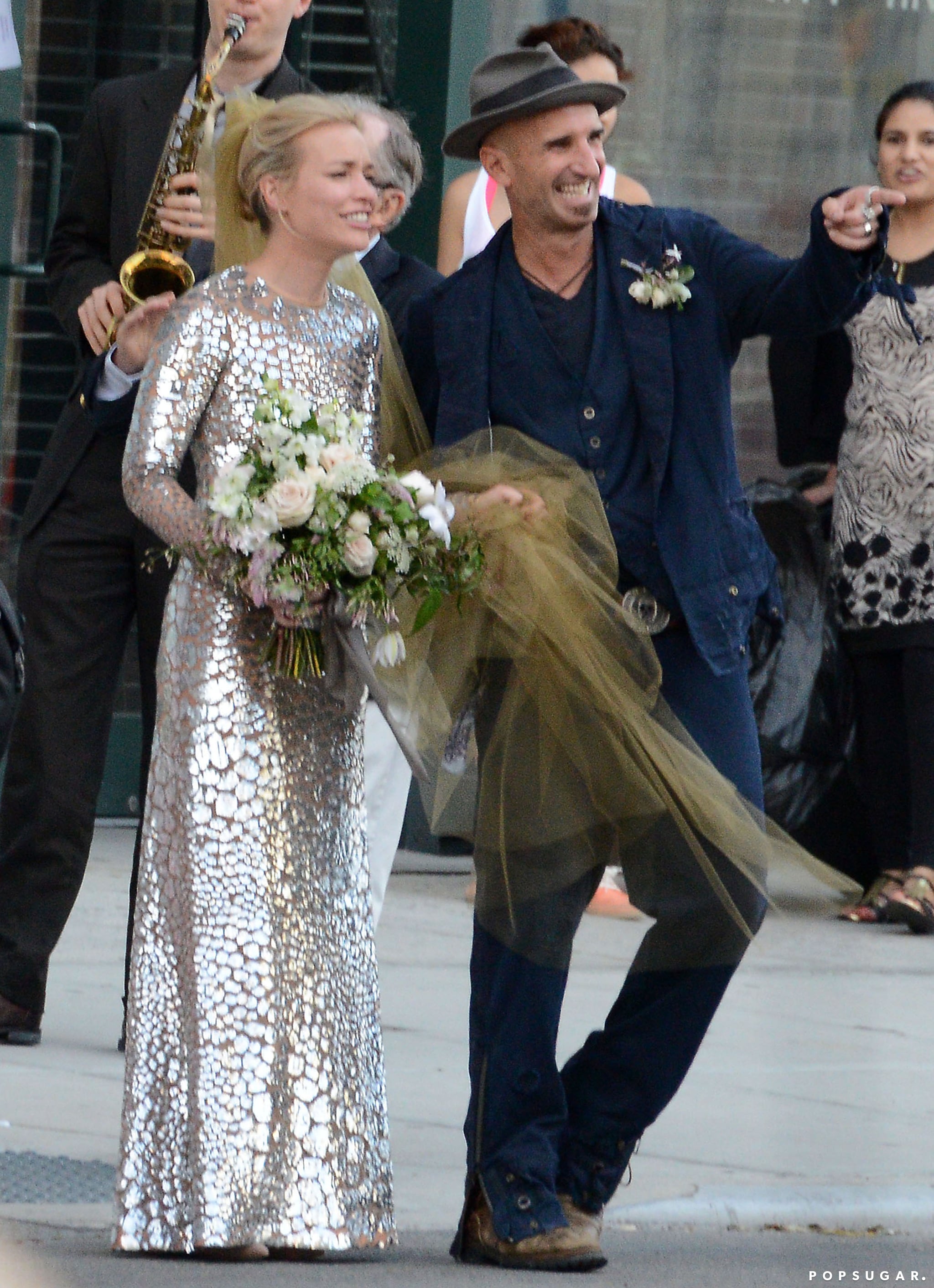 Celebrity & Entertainment Piper Perabo Is Married — See