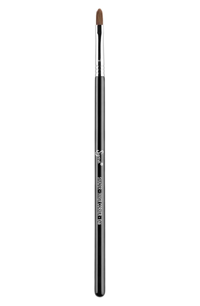 Sigma Beauty E46 Shader Inner Corner Brush