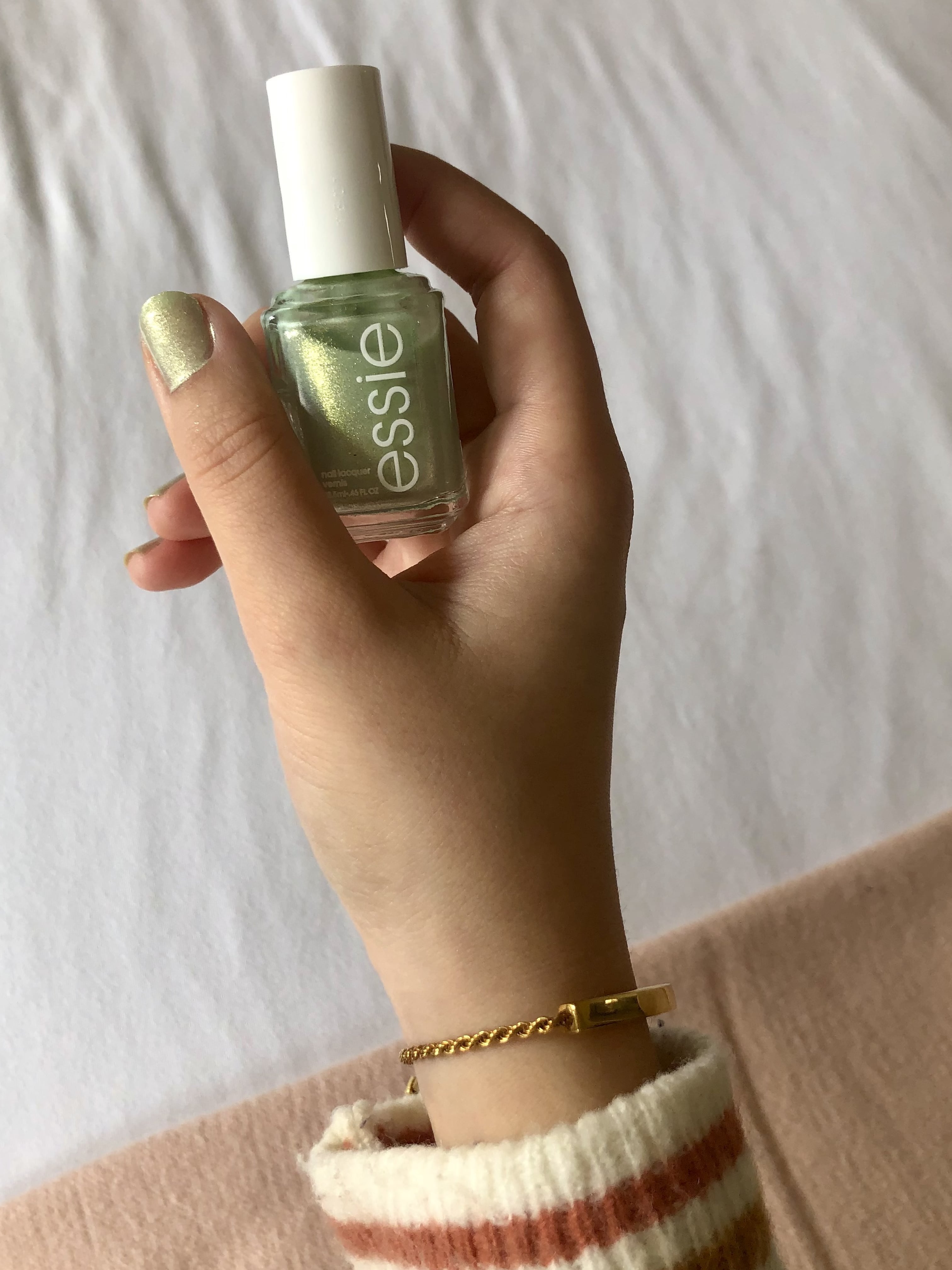 Essie store winter 2020