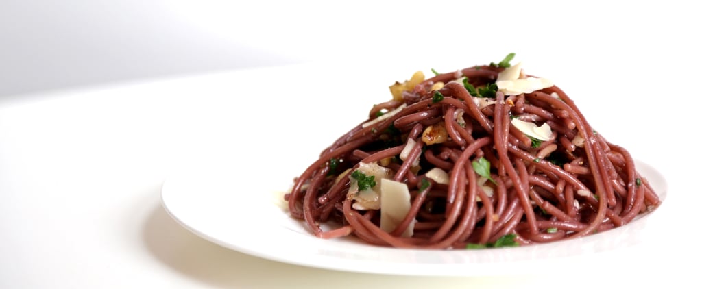 Spaghetti Cooked in Red Wine