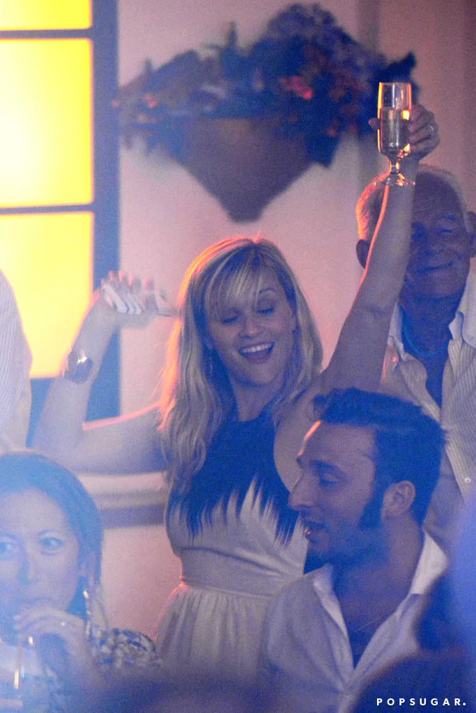 Reese Witherspoon Drinking and Dancing in Italy | Pictures
