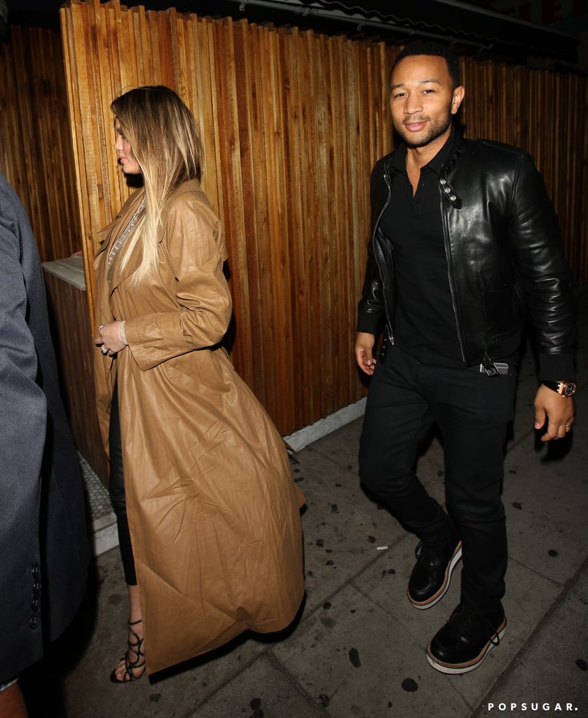 John and Chrissy stepped out for dinner together at The Nice Guy in LA a week after Luna was born.