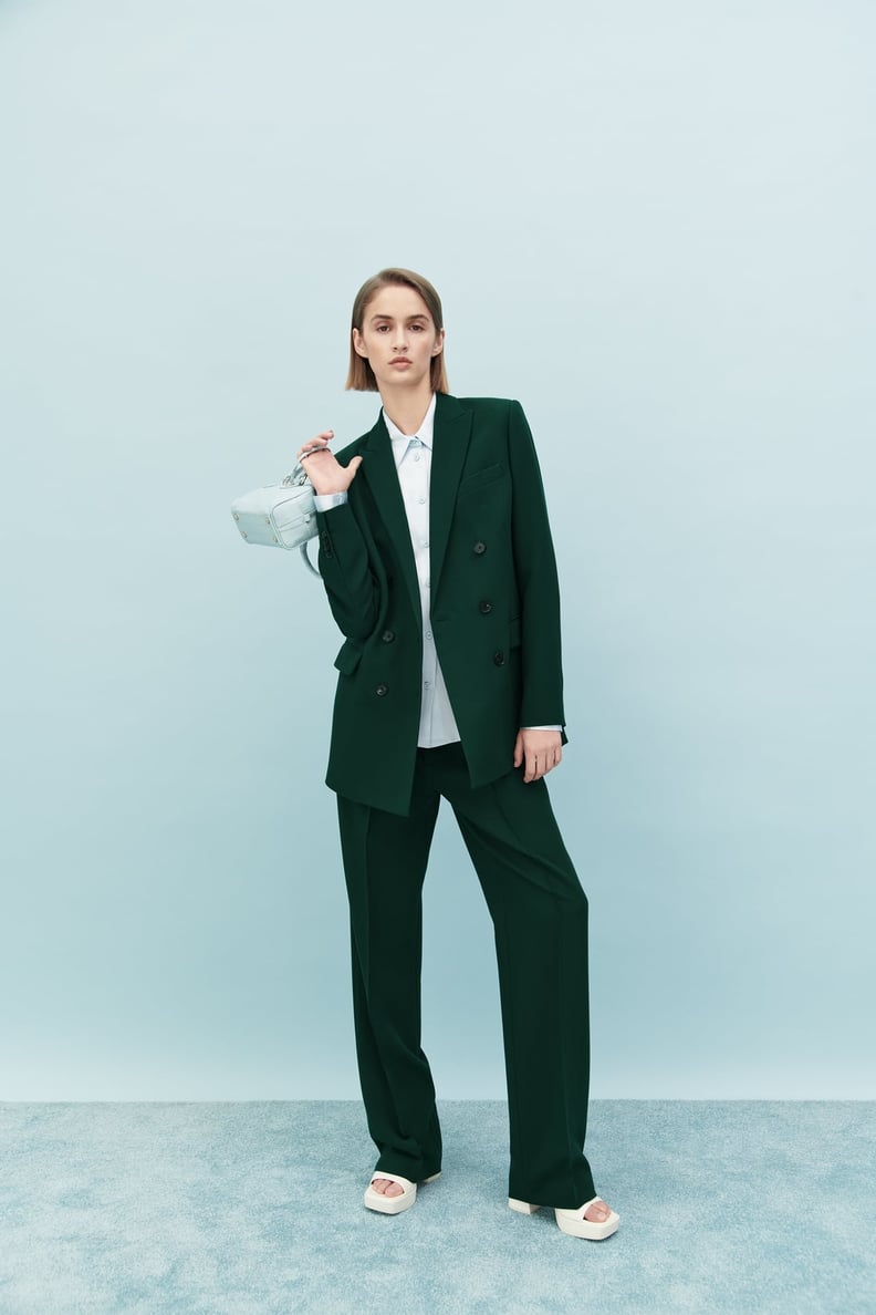 emerald green power suit  Green suit women, Green blazer outfit, Green suit