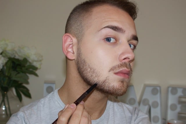 facial hair makeup