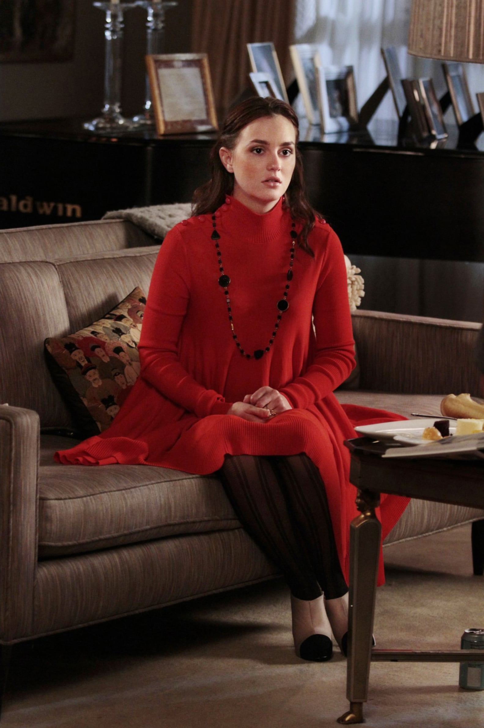 The Best Gossip Girl Holiday Outfits From Serena And Blair Popsugar Fashion
