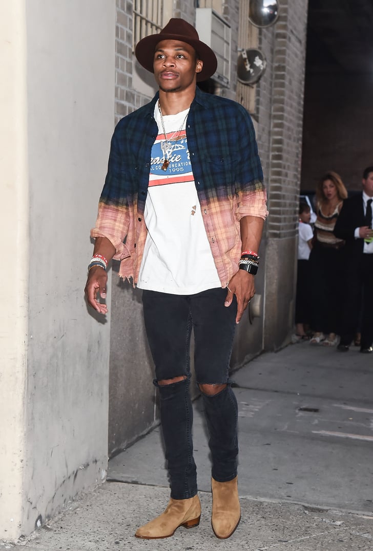 Acid-Wash Plaid Takes This Outfit to 