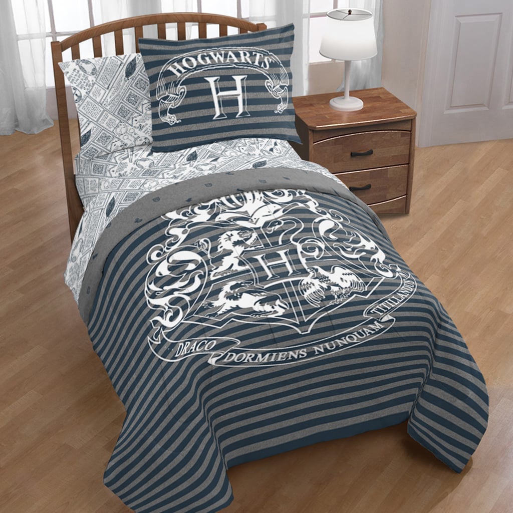 Harry Potter Hogwarts Crest Bed in a Bag With Reversible Comforter