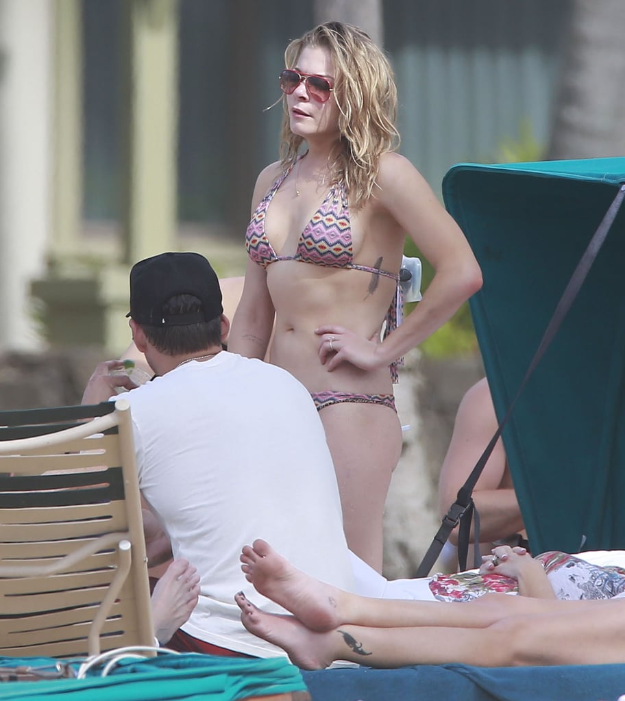 LeAnn Rimes in a Bikini With Eddie Cibrian in Hawaii