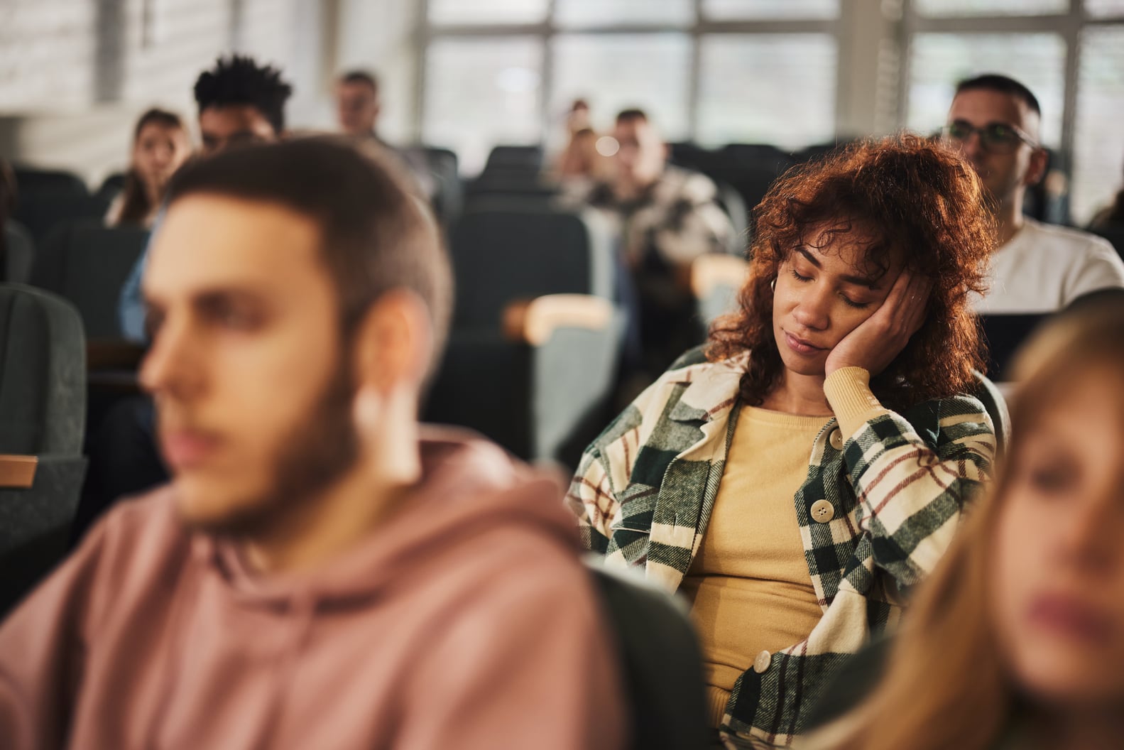 How do nursing students stay awake during long lectures, tips or dark magic?