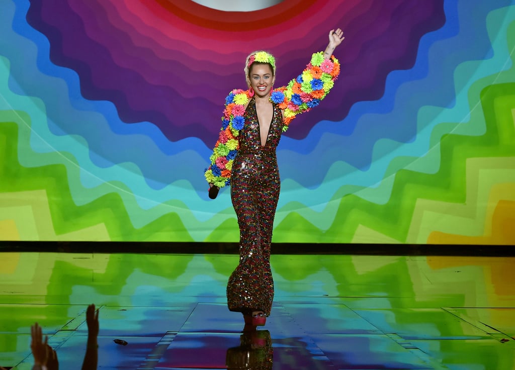 Miley Cyrus at the MTV VMAs 2015 Pictures