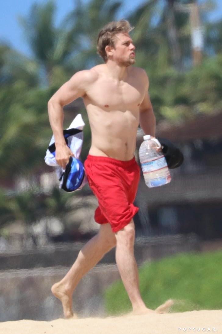 Shirtless Charlie Hunnam in Hawaii Pictures 2018 | POPSUGAR Celebrity Photo 36