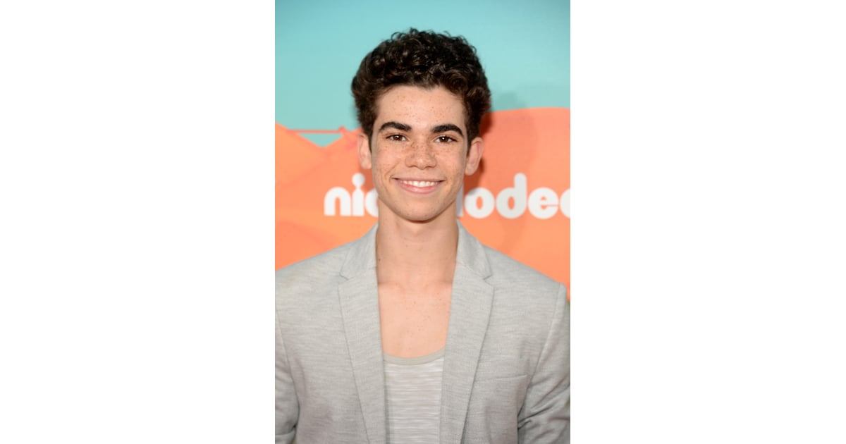 Cameron Boyce as Carlos | Descendants 2 Cast | POPSUGAR ...