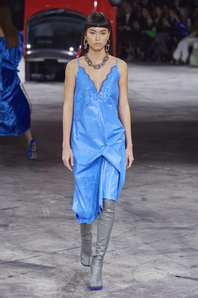 Gigi, Bella, and Yolanda Hadid Walk in the Off-White Show