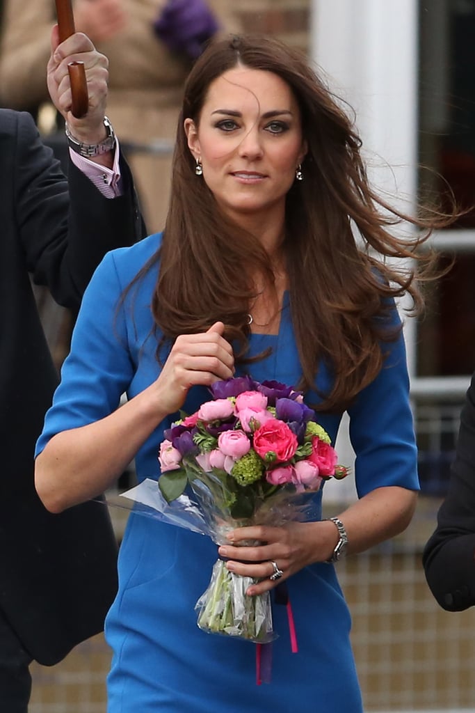 A semistraight blowout looked gorgeous on Kate — even while it was blowing in the wind.